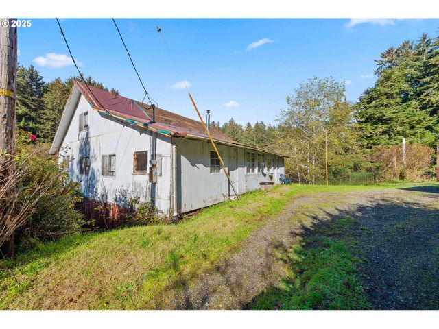90410 CAPE ARAGO Hwy, Coos Bay, OR 97420