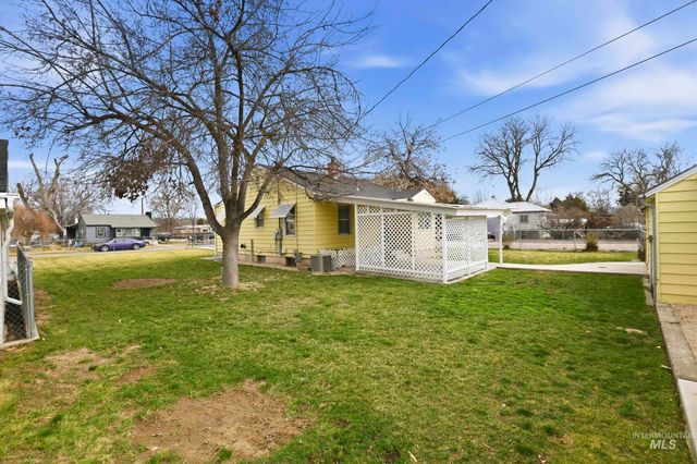 303 W Hazel Street, Caldwell, ID 83605