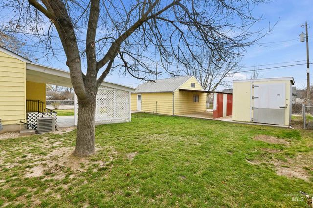 303 W Hazel Street, Caldwell, ID 83605