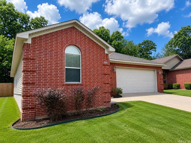 1906 Leander Drive, Little Rock, AR 72204