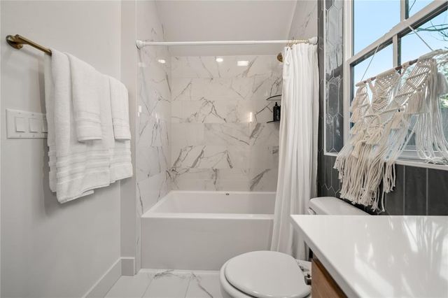 18252 Willowbrooke Court, Norman, OK 73072