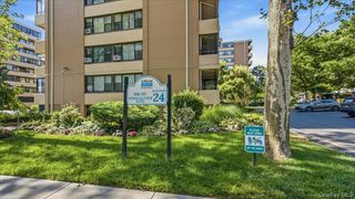 166-10 Powells Cove Boulevard 6C, Whitestone, NY 11357