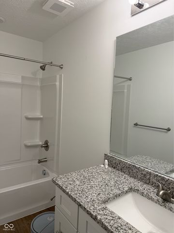 1442 Wigwam Lane, Martinsville, IN 46151