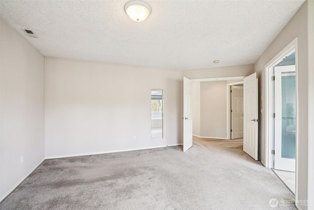 1202 NW 118th Circle, Vancouver, WA 98685