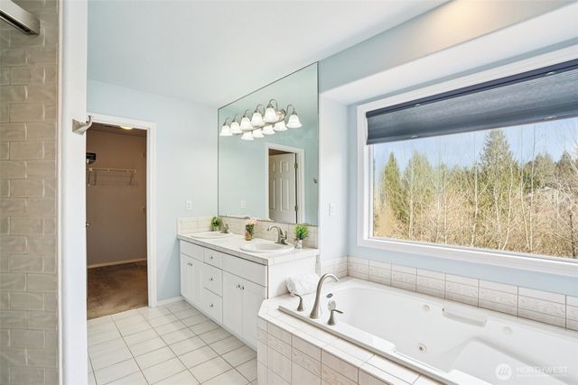 1202 NW 118th Circle, Vancouver, WA 98685