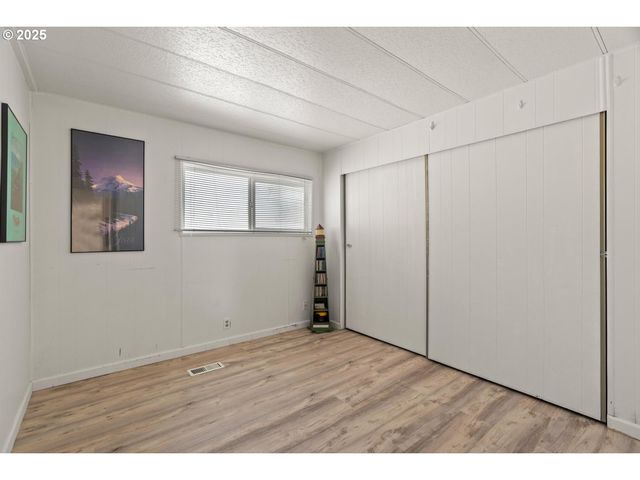 17003 Sw ELDORADO Dr, Portland, OR 97224