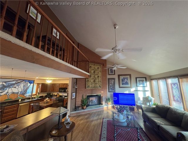 101 Castle Drive, Charleston, WV 25313