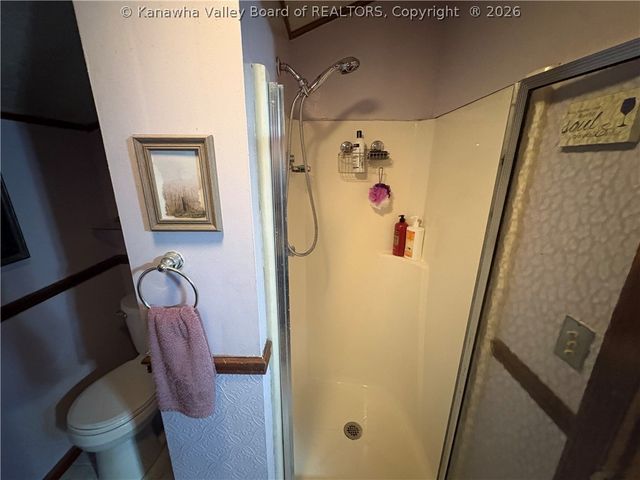 101 Castle Drive, Charleston, WV 25313