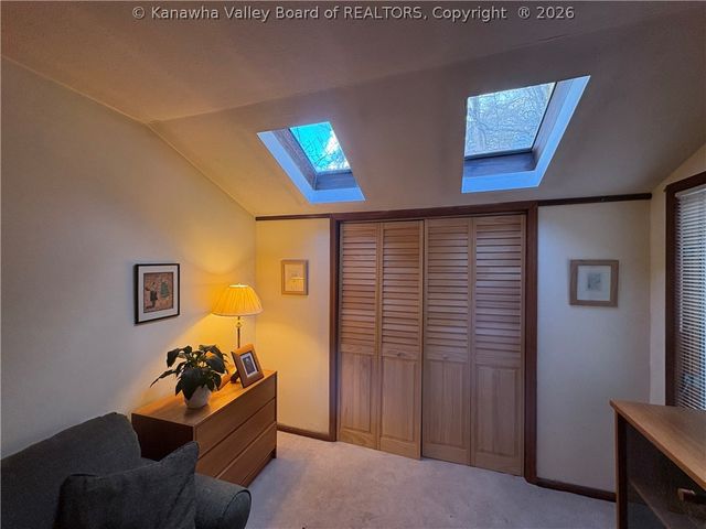 101 Castle Drive, Charleston, WV 25313