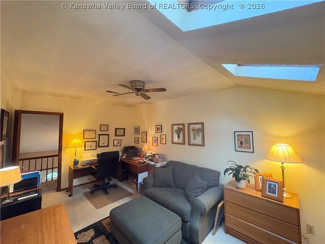 101 Castle Drive, Charleston, WV 25313