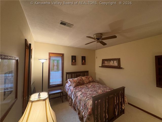 101 Castle Drive, Charleston, WV 25313