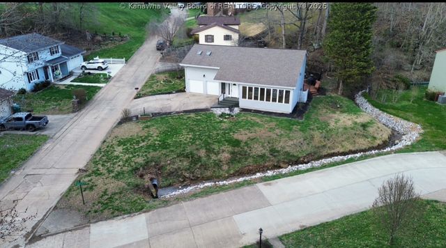 101 Castle Drive, Charleston, WV 25313