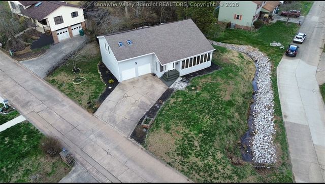 101 Castle Drive, Charleston, WV 25313