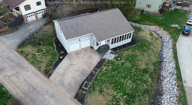 101 Castle Drive, Charleston, WV 25313