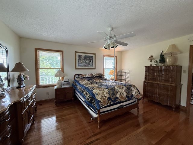 400 MC 2032, Yellville, AR 72687