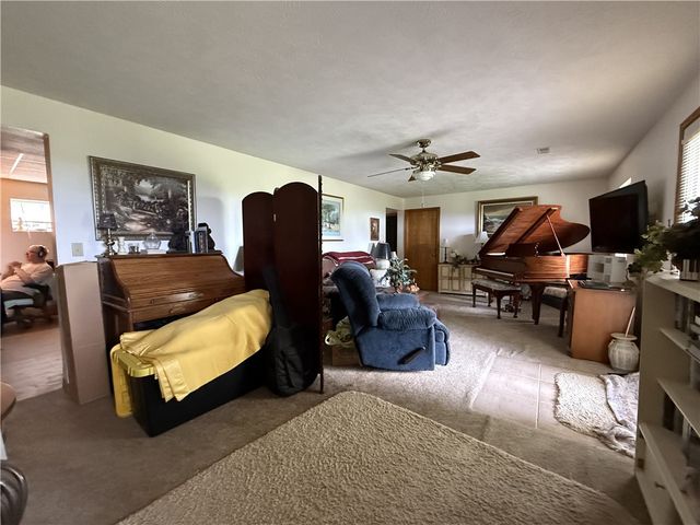 400 MC 2032, Yellville, AR 72687