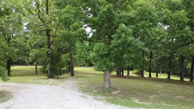 400 MC 2032, Yellville, AR 72687