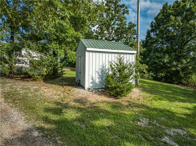 400 MC 2032, Yellville, AR 72687