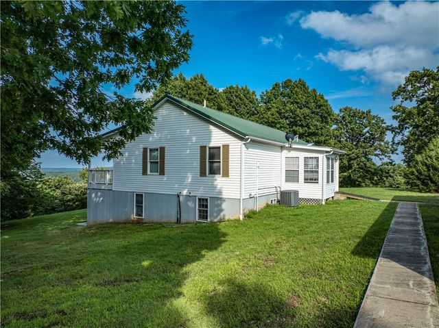 400 MC 2032, Yellville, AR 72687