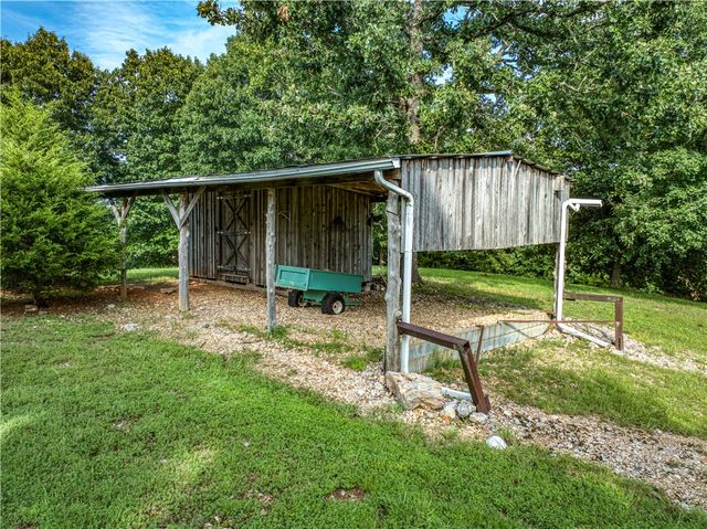 400 MC 2032, Yellville, AR 72687