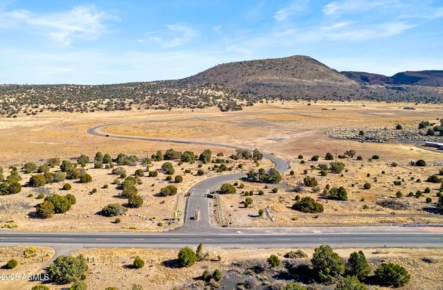 6026 MEADOWS Lane, Flagstaff, AZ 86004