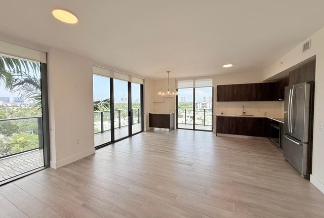 2960 NE 207TH Street 710, Aventura, FL 33180