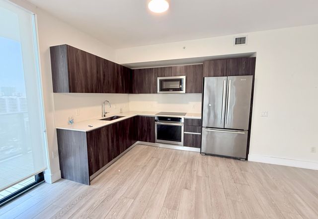 2960 NE 207TH Street 710, Aventura, FL 33180