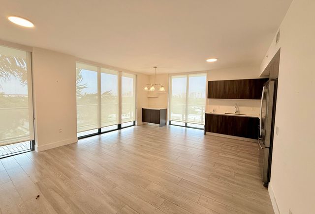 2960 NE 207TH Street 710, Aventura, FL 33180