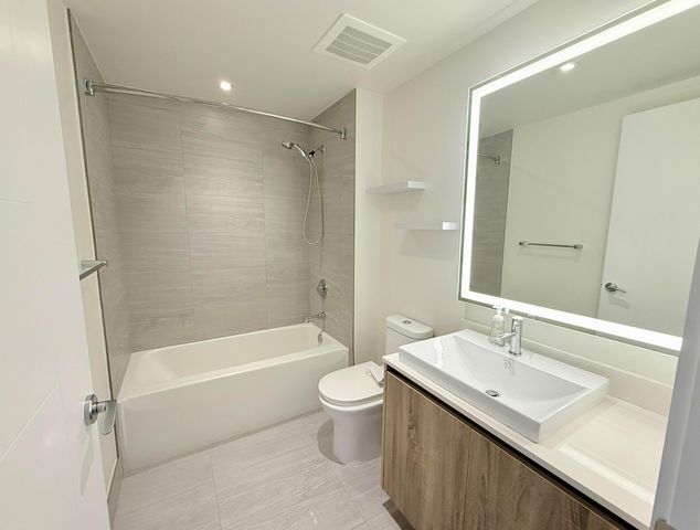 2960 NE 207TH Street 710, Aventura, FL 33180