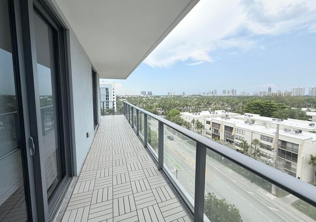 2960 NE 207TH Street 710, Aventura, FL 33180