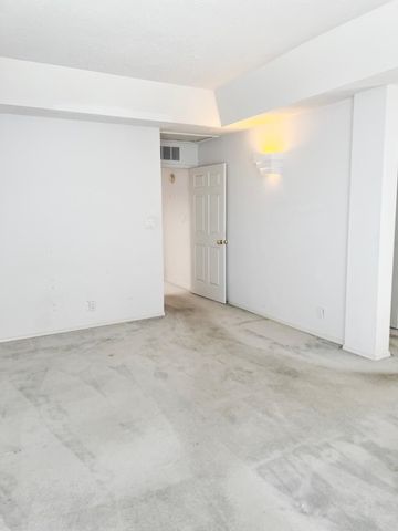 8700 Canyon Run Road NE, Albuquerque, NM 87111