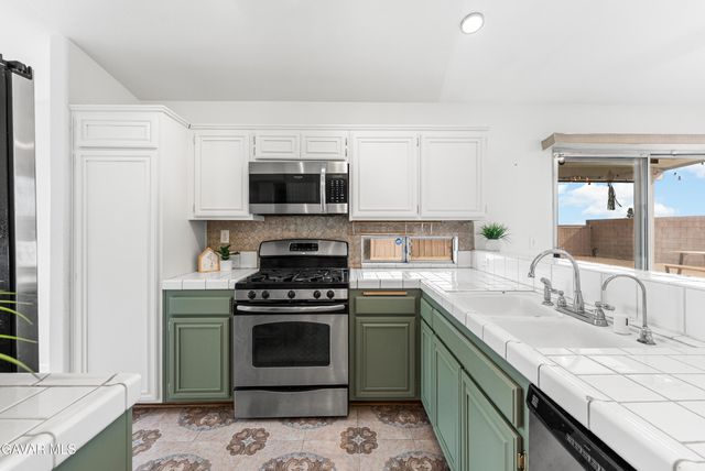 3212 Marble Street, Rosamond, CA 93560