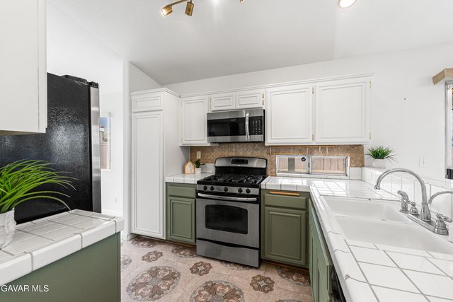 3212 Marble Street, Rosamond, CA 93560