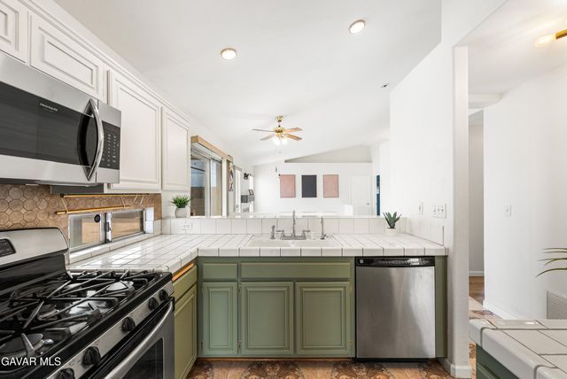 3212 Marble Street, Rosamond, CA 93560