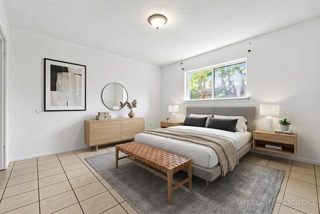 8611 Amblewood Drive, Houston, TX 77099