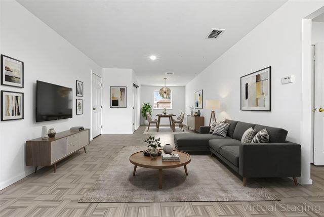 8611 Amblewood Drive, Houston, TX 77099