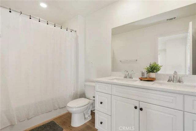 4215 E Carmel Privado, Ontario, CA 91761