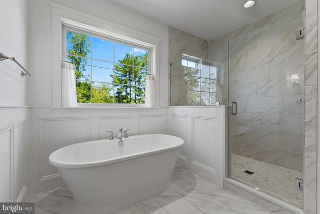 1903 TORREGROSSA CT, Mclean, VA 22101
