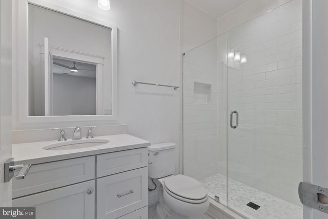 1903 TORREGROSSA CT, Mclean, VA 22101