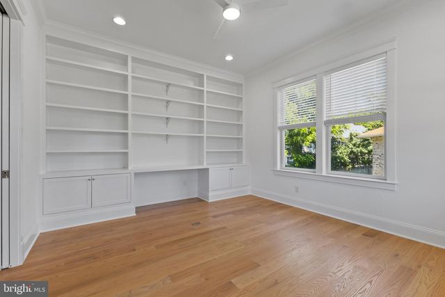 1903 TORREGROSSA CT, Mclean, VA 22101