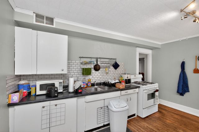317 20th Street 319, Ames, IA 50010