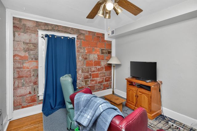 317 20th Street 319, Ames, IA 50010