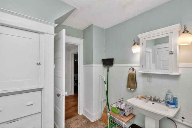 317 20th Street 319, Ames, IA 50010