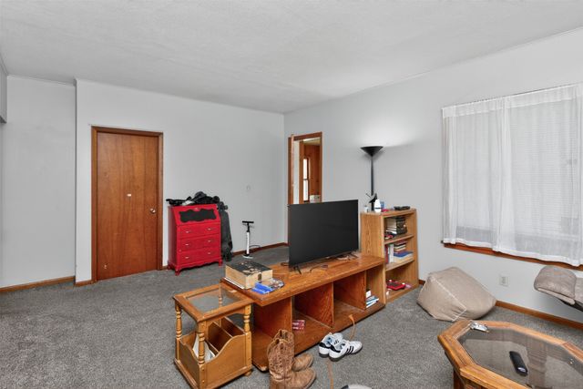 317 20th Street 319, Ames, IA 50010