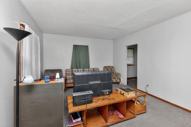 317 20th Street 319, Ames, IA 50010