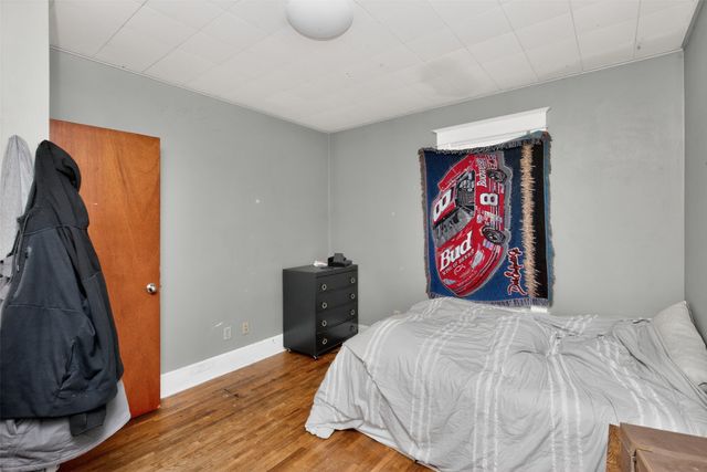 317 20th Street 319, Ames, IA 50010