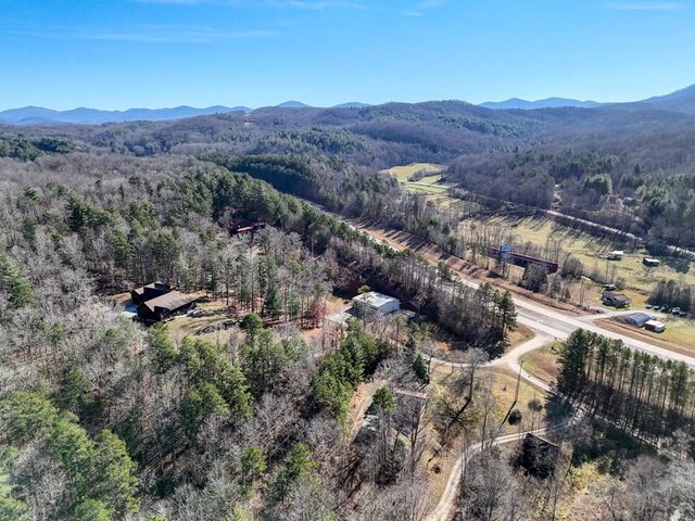 17 Turning Lay Creek Road, Morganton, GA 30560