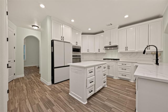 17110 S Mesa Drive, Splendora, TX 77372