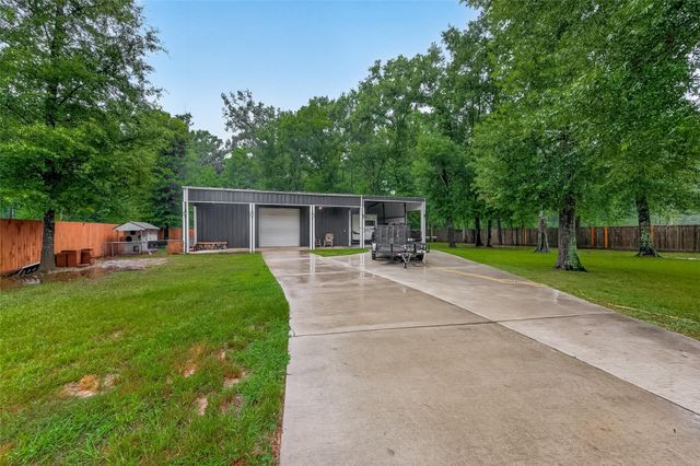 17110 S Mesa Drive, Splendora, TX 77372
