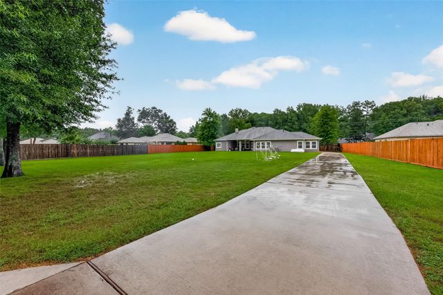 17110 S Mesa Drive, Splendora, TX 77372